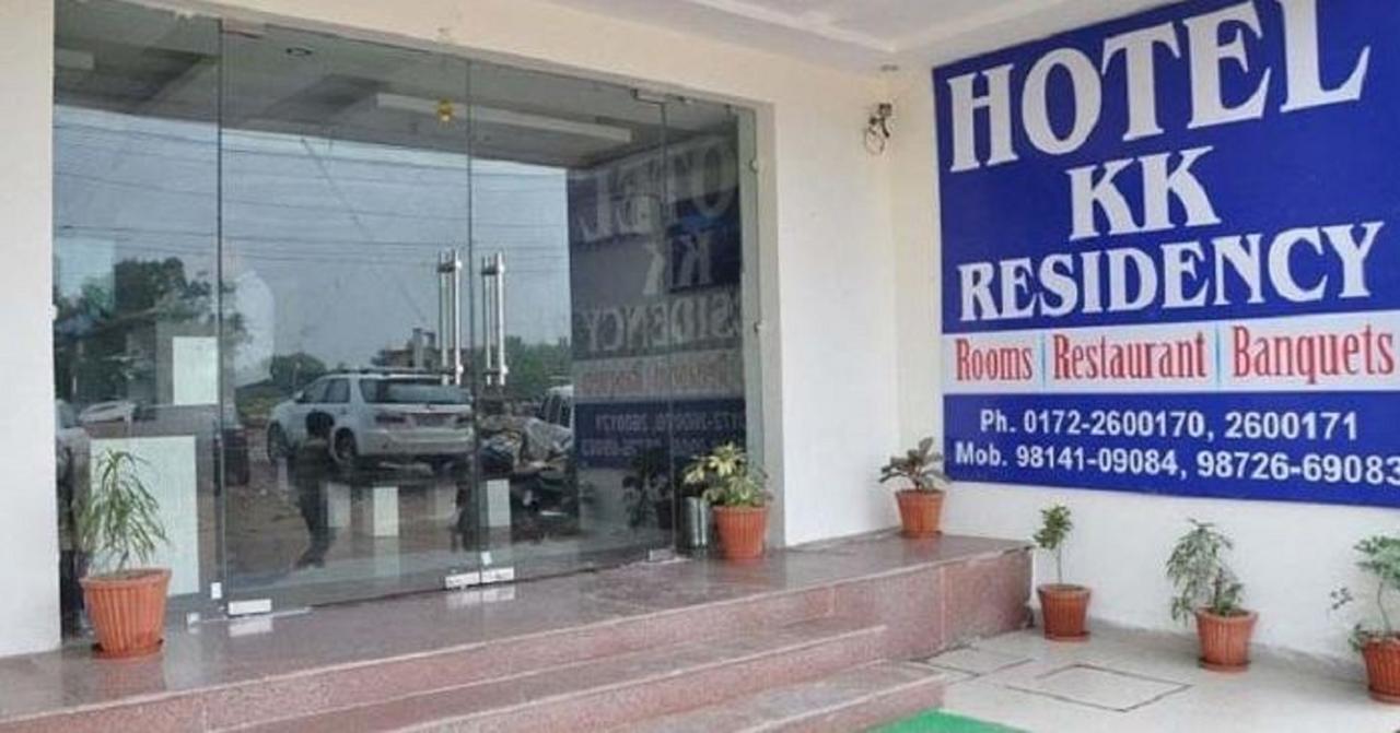 Hotel Kk Residency Chandīgarh 외부 사진