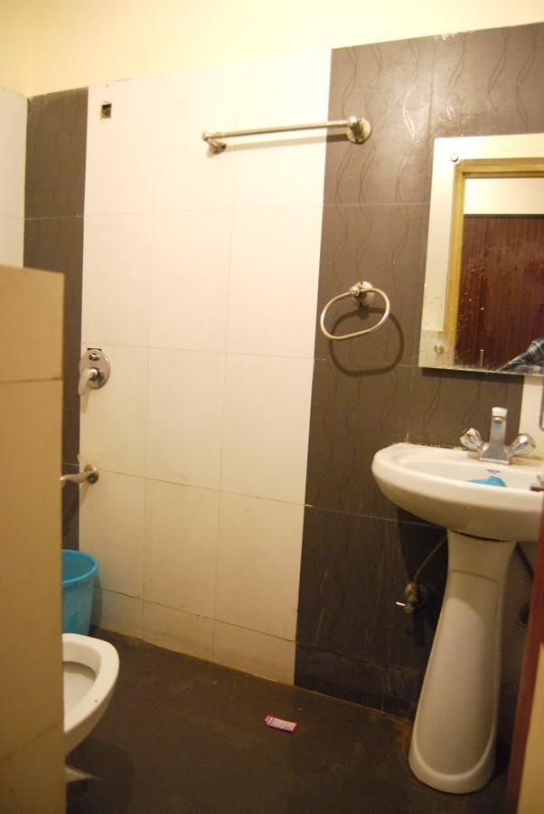 Hotel Kk Residency Chandīgarh 외부 사진